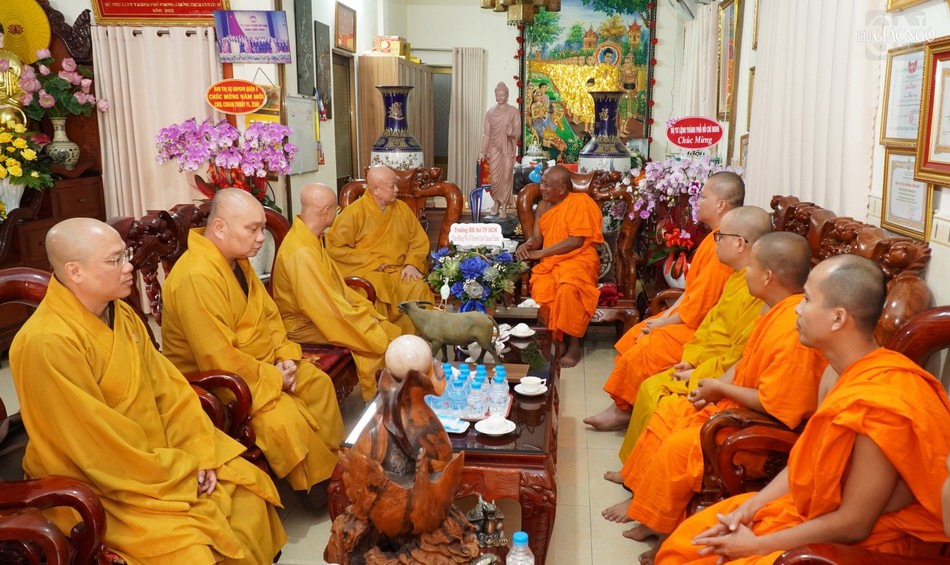 Hòa thượng Danh Lung cùng chư Tăng chùa Candaransi tiếp đoàn chư tôn đức Ban Trị sự GHPGVN TP.HCM thăm, chúc mừng Tết cổ truyền Chôl Chnăm Thmây Hòa thượng Danh Lung cùng chư Tăng chùa Candaransi tiếp đoàn chư tôn đức Ban Trị sự GHPGVN TP.HCM thăm, chúc mừng Tết cổ truyền Chôl Chnăm Thmây