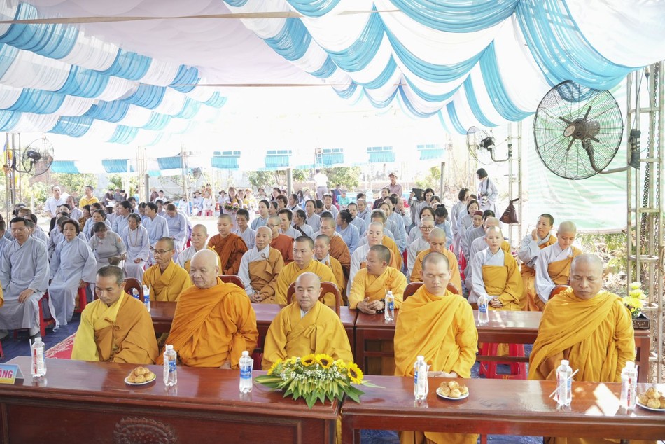 Chư tôn đức, Phật tử tham dự Chư tôn đức, Phật tử tham dự