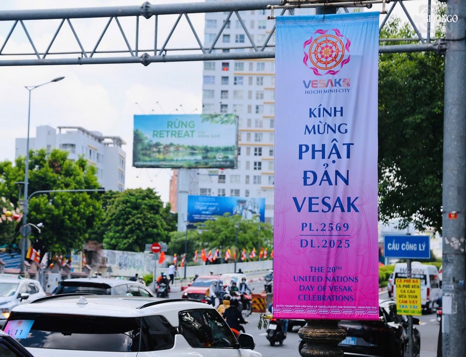 Pano kính mừng Đại lễ Phật đản - Vesak 2025 trên đường Nam Kỳ Khởi Nghĩa Pano kính mừng Đại lễ Phật đản - Vesak 2025 trên đường Nam Kỳ Khởi Nghĩa
