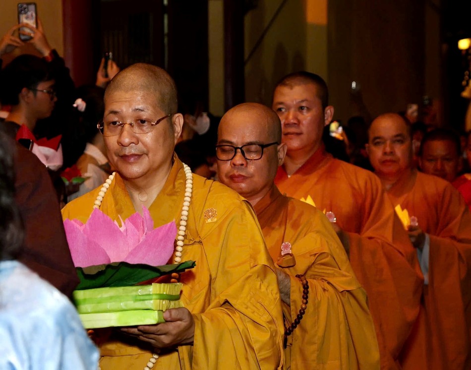 Ban Trị sự GHPGVN Q.3, chư Tăng chùa Pháp Hoa...