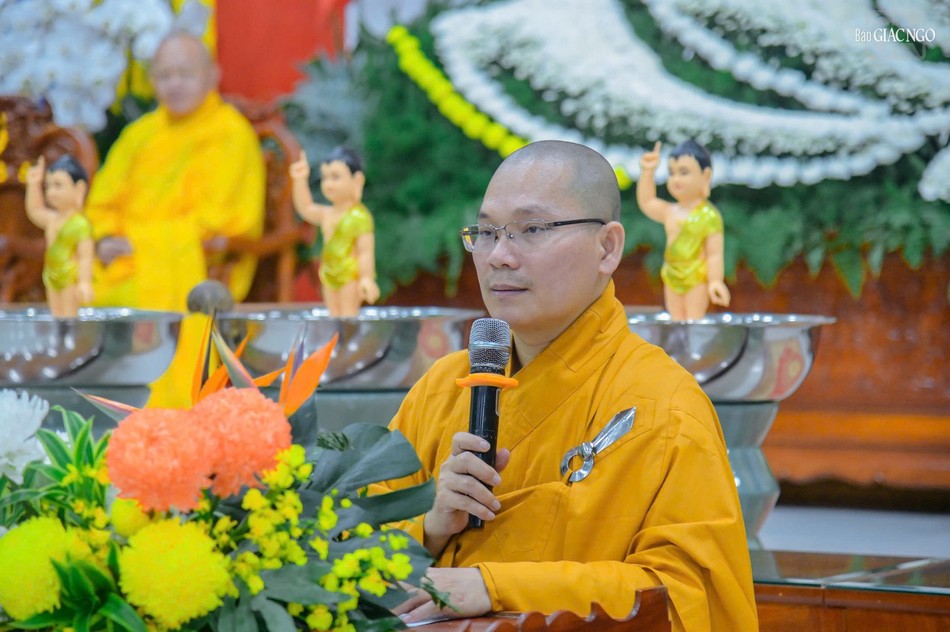 Thượng tọa Thích Thiện Tâm đọc Thông điệp Đại lễ Vesak 2025 của Tổng Thư ký Liên Hiệp Quốc