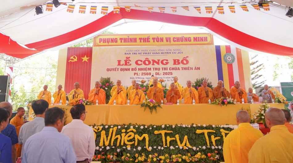 Niệm Phật cầu gia hộ Niệm Phật cầu gia hộ