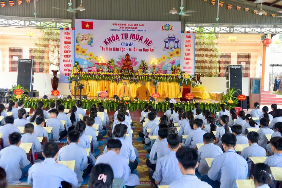 Khóa tu mùa hè tại chùa Linh Quang Khóa tu mùa hè tại chùa Linh Quang