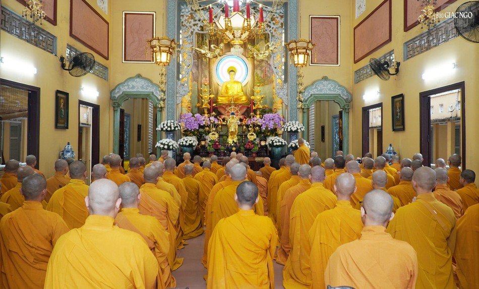 Lễ tác pháp An cư kiết hạ của chư Tăng Q.10 tại chùa Ấn Quang Lễ tác pháp An cư kiết hạ của chư Tăng Q.10 tại chùa Ấn Quang