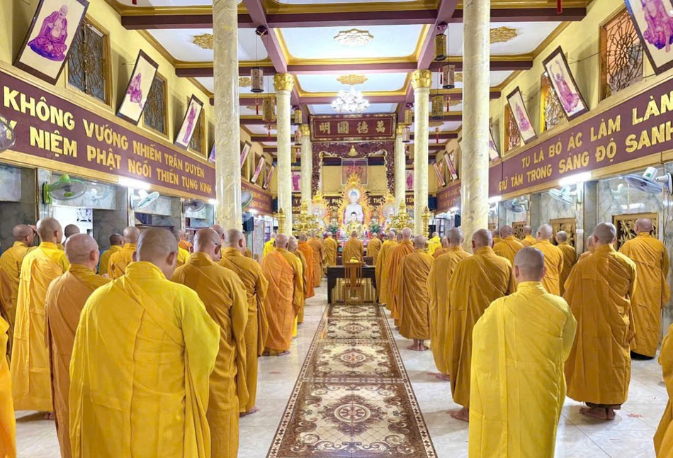 Kỳ Bố-tát lần thứ 2 của chư hành giả tại trường hạ chùa Quảng Đức - Ảnh: Pháp Toàn Kỳ Bố-tát lần thứ 2 của chư hành giả tại trường hạ chùa Quảng Đức - Ảnh: Pháp Toàn