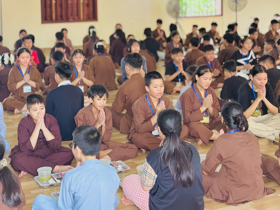 Khóa tu mùa hè Ươm mầm từ bi tại chùa Kim Thiên, TP.Hải Phòng Khóa tu mùa hè Ươm mầm từ bi tại chùa Kim Thiên, TP.Hải Phòng