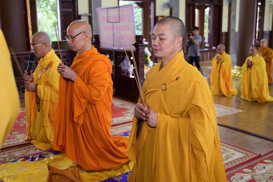 Tại chùa Pháp Hoa Tại chùa Pháp Hoa