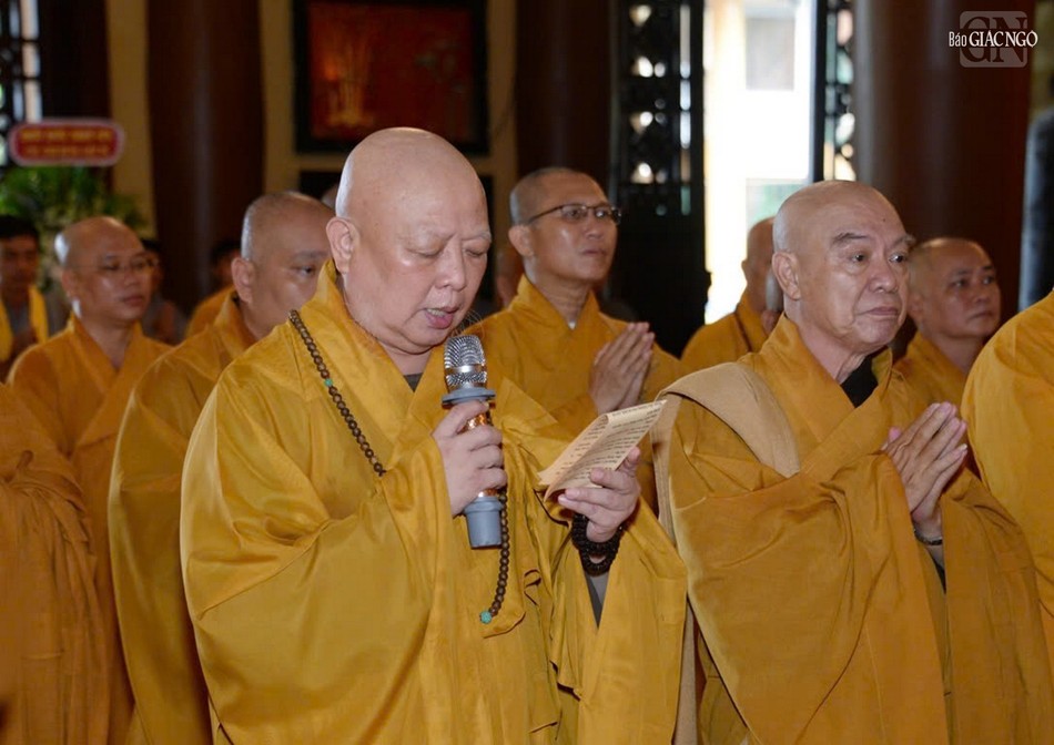 Hòa thượng Thích Lệ Trang, Trưởng ban Trị sự GHPGVN TP.HCM phát biểu