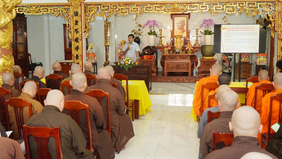 Nghị định 124/2025/NĐ-CP của Chính phủ quy định phân quyền, phân cấp; phân định thẩm quyền của chính quyền địa phương 2 cấp trong lĩnh vực công tác dân tộc, tín ngưỡng, tôn giáo Nghị định 124/2025/NĐ-CP của Chính phủ quy định phân quyền, phân cấp; phân định thẩm quyền của chính quyền địa phương 2 cấp trong lĩnh vực công tác dân tộc, tín ngưỡng, tôn giáo