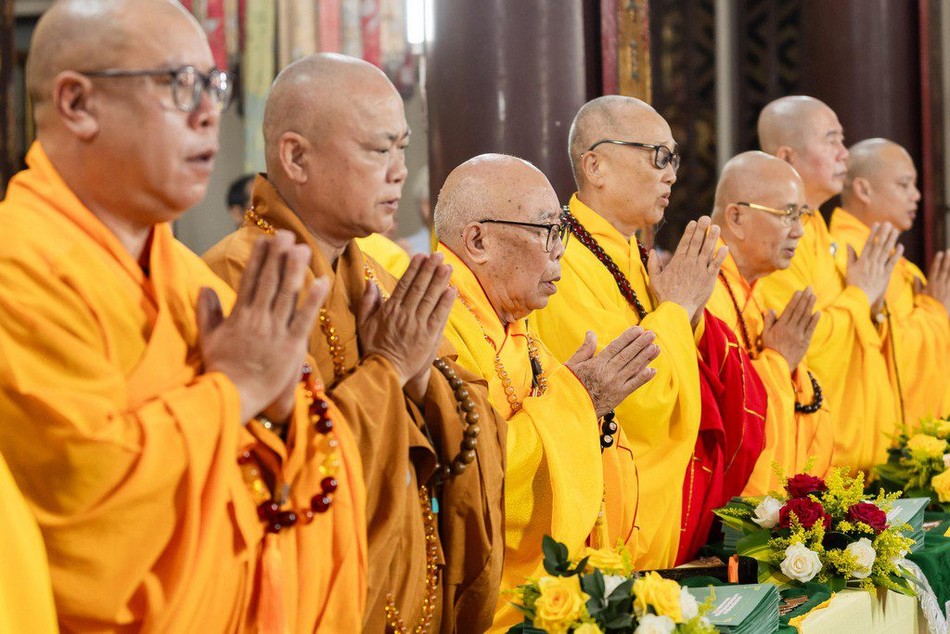 Chư tôn đức chứng minh Chư tôn đức chứng minh