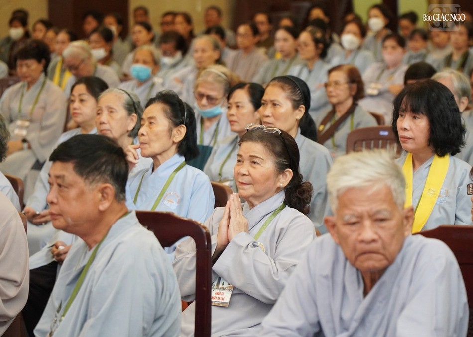 Phật tử tham dự