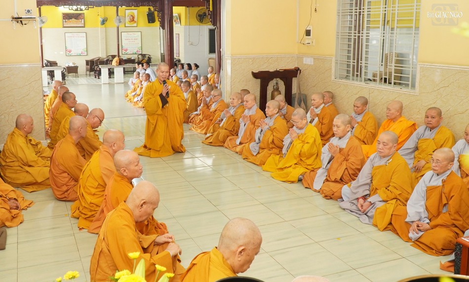 Tác bạch kiểm Tăng