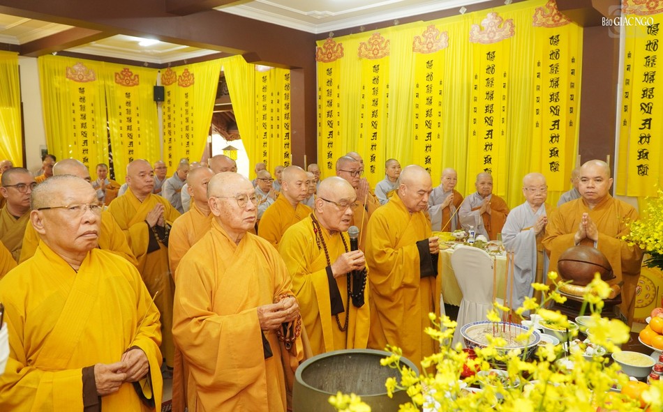 Chư tôn giáo phẩm Ban Trị sự GHPGVN TP.HCM, chư Ni Phân ban Ni giới TP.HCM, Q.3 (cũ) tưởng niệm