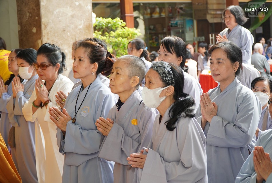 Tưởng nhớ thầy