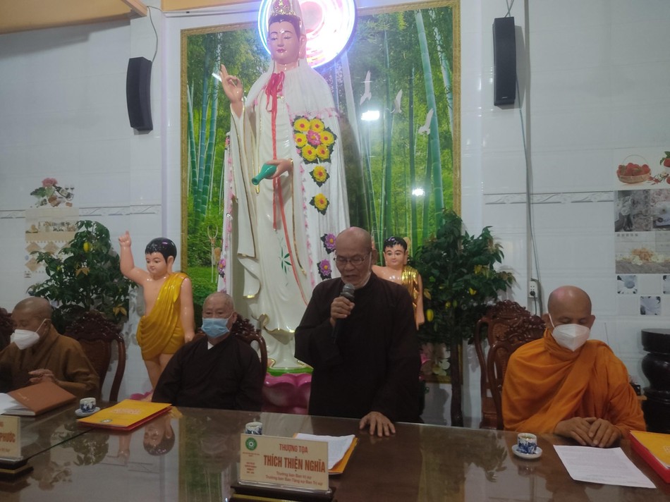 Thượng tọa Thích Thiện Nghĩa, Trưởng ban Trị sự Phật giáo quận 6 phát biểu chỉ đạo Thượng tọa Thích Thiện Nghĩa, Trưởng ban Trị sự Phật giáo quận 6 phát biểu chỉ đạo