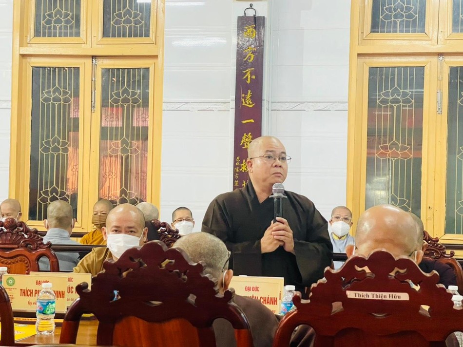 Chư tôn đức phát biểu ý kiến