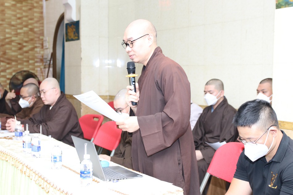 Thượng tọa Thích Giác Nghiêm lấy ý kiến chư tôn đức kế hoạch tổ chức tuần lễ Phật đản Thượng tọa Thích Giác Nghiêm lấy ý kiến chư tôn đức kế hoạch tổ chức tuần lễ Phật đản