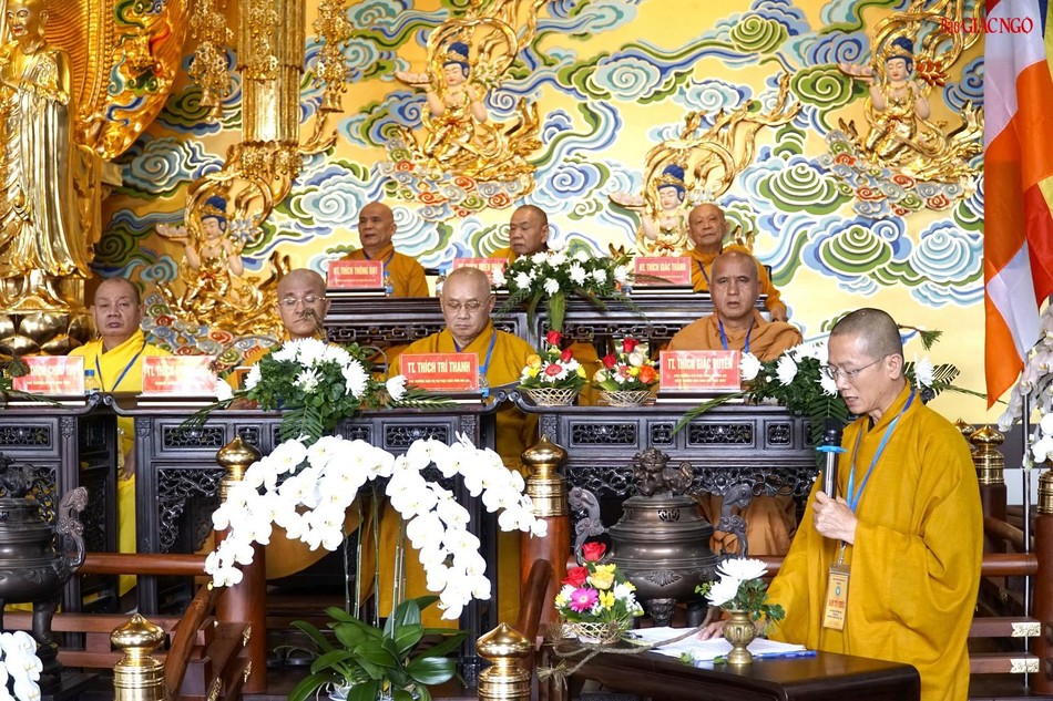 Đại hội đã lắng nghe Đại đức Thích Lệ Sáng, Phó Thư ký Ban Trị sự trình bày dự thảo phương hướng hoạt động Phật sự của Ban Trị sự GHPGVN tỉnh Gia Lai nhiệm kỳ 2022-2027 Đại hội đã lắng nghe Đại đức Thích Lệ Sáng, Phó Thư ký Ban Trị sự trình bày dự thảo phương hướng hoạt động Phật sự của Ban Trị sự GHPGVN tỉnh Gia Lai nhiệm kỳ 2022-2027