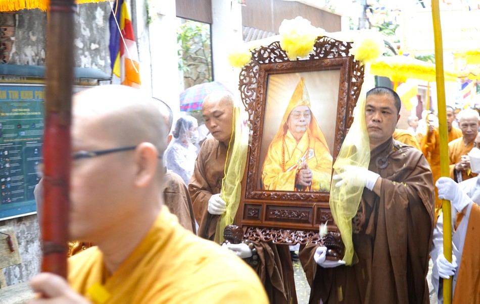 Di ảnh Hòa thượng Di ảnh Hòa thượng