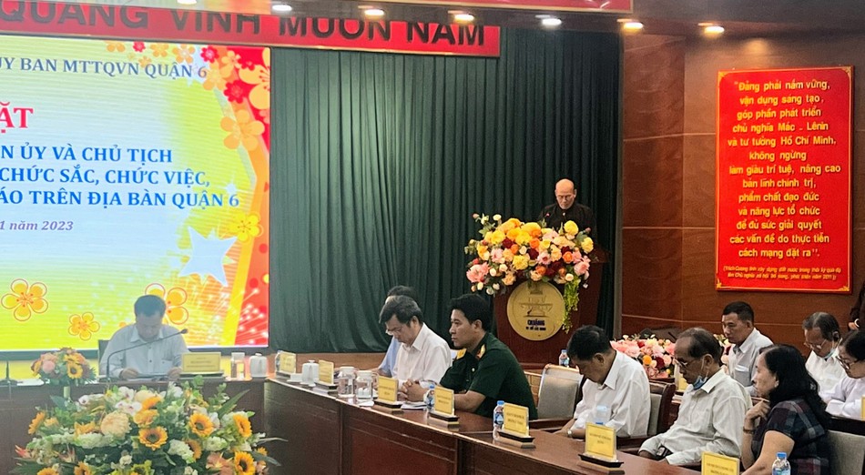 Hòa thượng Thích Thiện Nghĩa phát biểu tại Hội nghị