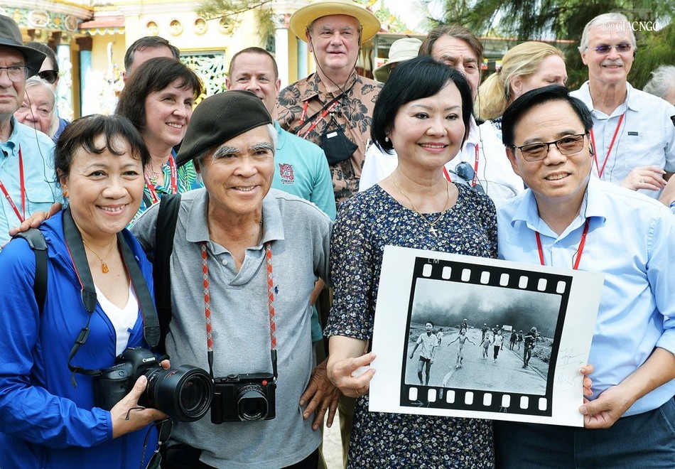 Em bé Napalm (1972-2022). Ảnh: Trần Thế Phong