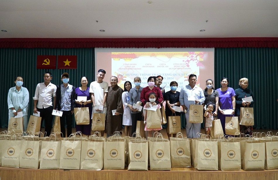 Xuân yêu thương Xuân yêu thương