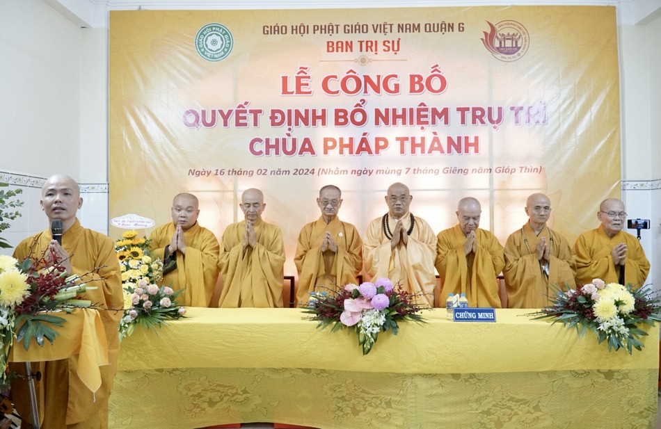 Chư tôn đức chứng minh buổi lễ