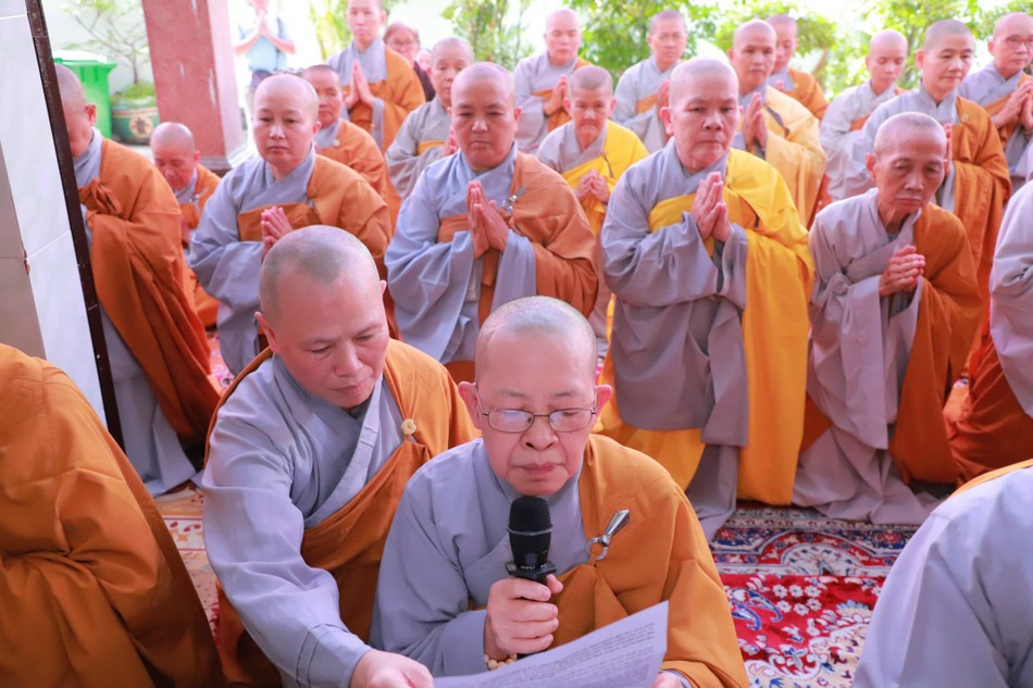 Ni trưởng Thích nữ Như Thủy cung tuyên tiểu sử, dâng lời tưởng niệm Ni trưởng Thích nữ Như Thủy cung tuyên tiểu sử, dâng lời tưởng niệm