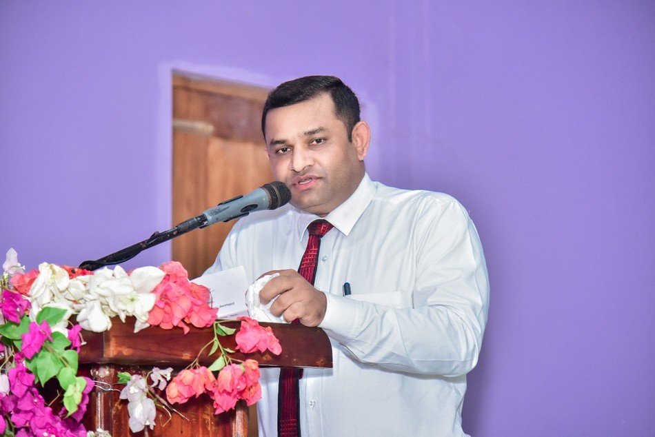 Buổi lễ khánh thành Trường mầm non Samadhi Punchi Tharu diễn ra trong sự xúc động của người dân và lãnh đạo ngành giáo dục địa phương vì lần đầu tiên nơi đây có trường mầm non