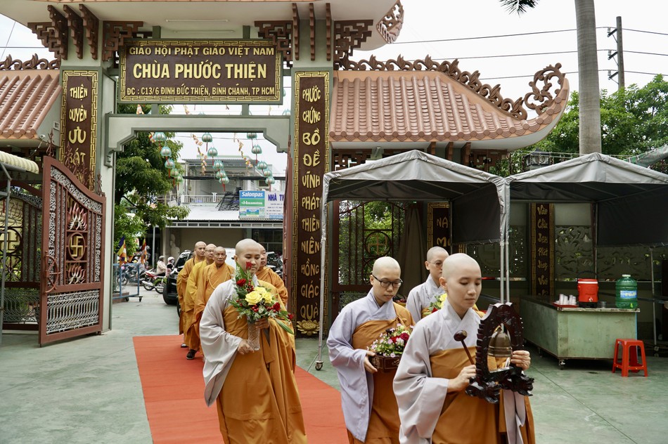 Hành giả an cư cung đón chư tôn đức quang lâm Hành giả an cư cung đón chư tôn đức quang lâm