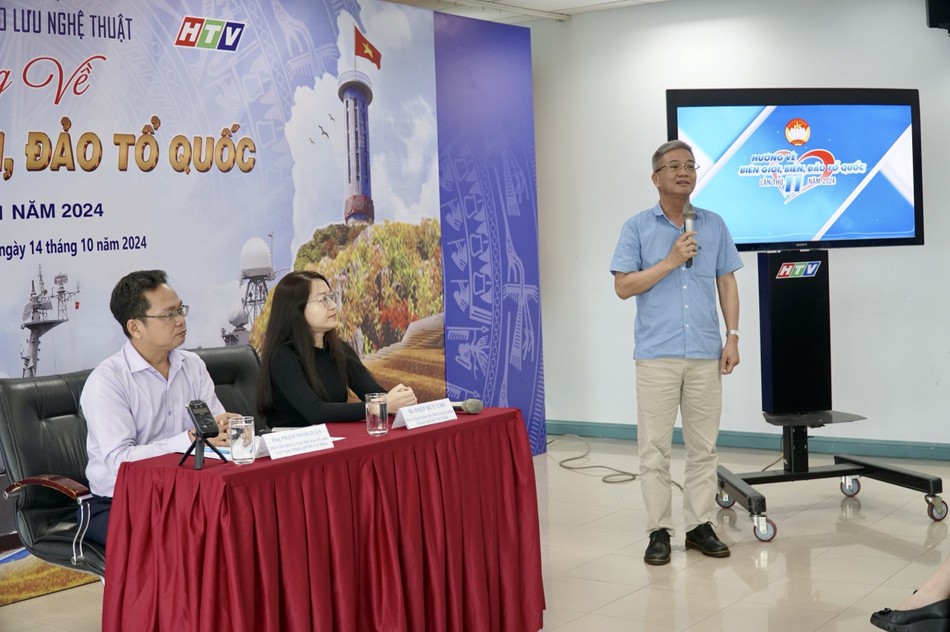 Chương trình giao lưu nghệ thuật “Hướng về biên giới, biển, đảo Tổ quốc” sẽ được tổ chức tại Nhà hát Đài Truyền hình TP.HCM lúc 19 giờ 30 ngày 22-10