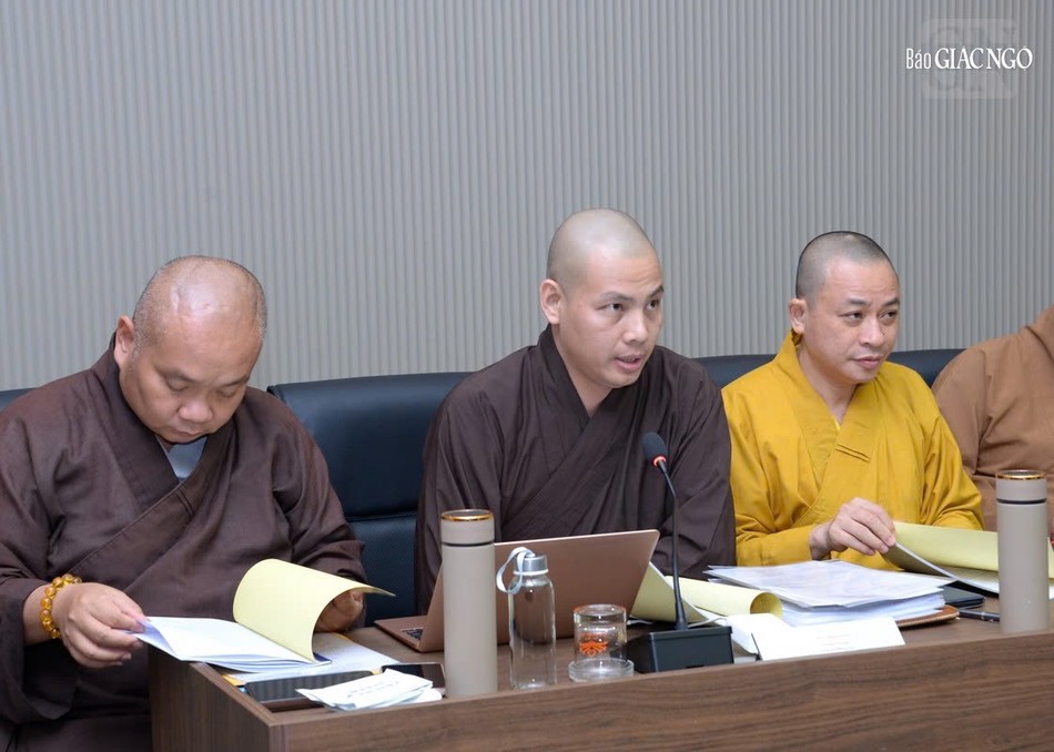 Đại đức Thích Minh Ân, Phó ban kiêm Chánh Thư ký Ban Điều phối tình nguyện viên Đại lễ Vesak Liên Hiệp Quốc 2025 đóng góp ý kiến Đại đức Thích Minh Ân, Phó ban kiêm Chánh Thư ký Ban Điều phối tình nguyện viên Đại lễ Vesak Liên Hiệp Quốc 2025 đóng góp ý kiến