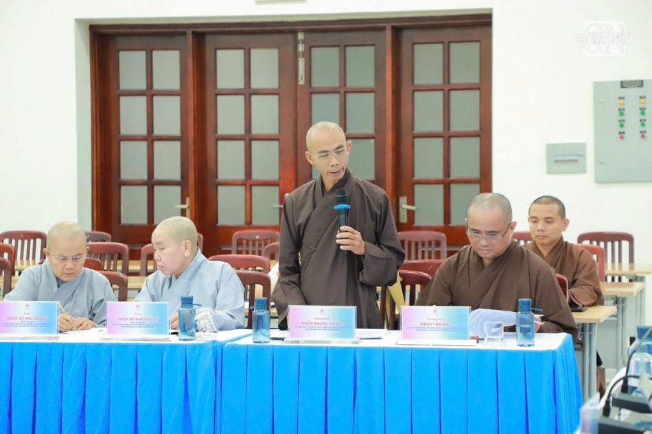 Thượng tọa Thích Phước Lượng phát biểu Thượng tọa Thích Phước Lượng phát biểu