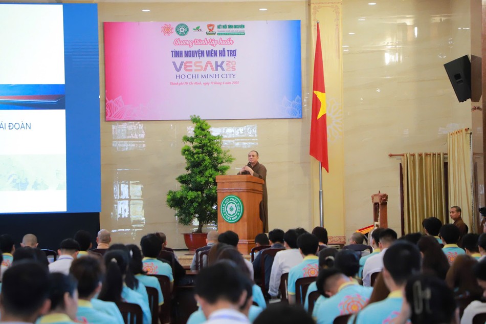 Quang cảnh buổi tập huấn Quang cảnh buổi tập huấn