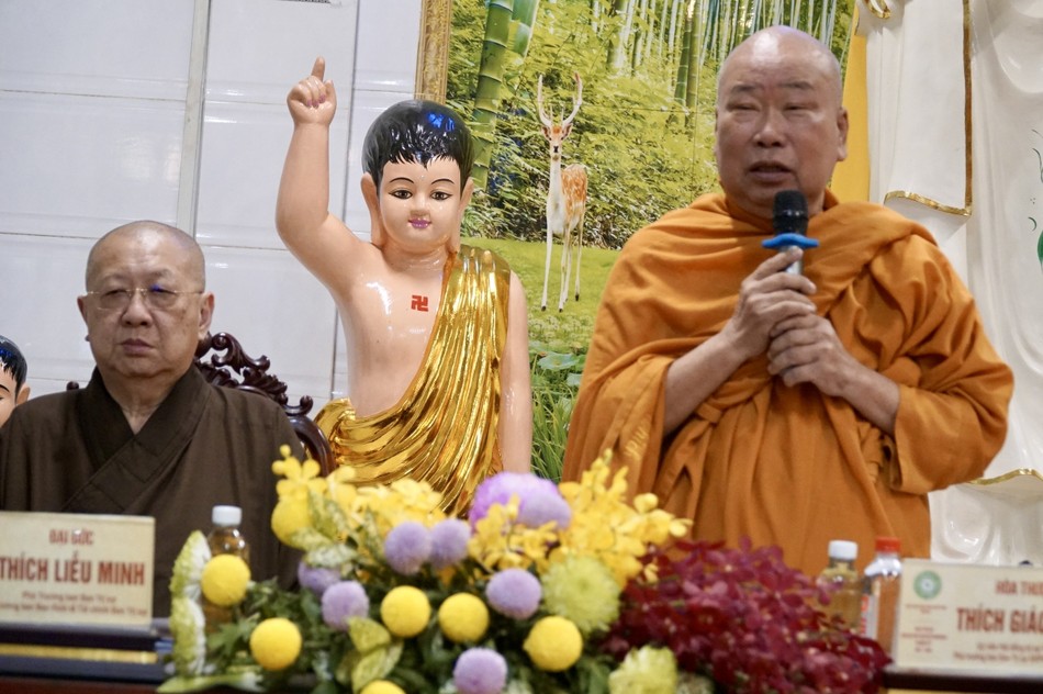 Hoà thượng Thích Giác Pháp kêu gọi chư tôn đức Tăng Ni, Phật tử quận nhà góp sức, làm tất cả với tấm lòng và khả năng, để góp phần cho thành công chung của Đại lễ Vesak Liên Hiệp Quốc 2025, và Tuần lễ Phật đản Phật lịch 2569 tại TP.HCM Hoà thượng Thích Giác Pháp kêu gọi chư tôn đức Tăng Ni, Phật tử quận nhà góp sức, làm tất cả với tấm lòng và khả năng, để góp phần cho thành công chung của Đại lễ Vesak Liên Hiệp Quốc 2025, và Tuần lễ Phật đản Phật lịch 2569 tại TP.HCM