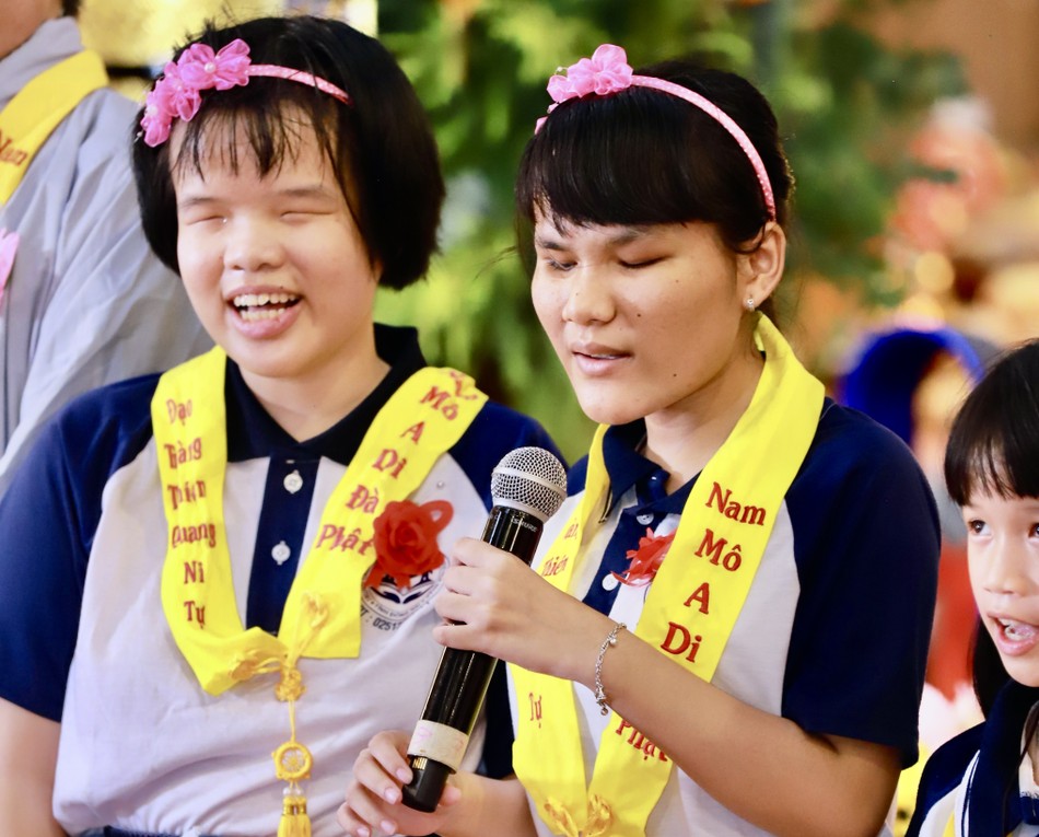 Mỗi câu chuyện sẻ chia là một nốt nhạc yêu thương, chạm đến trái tim người nghe