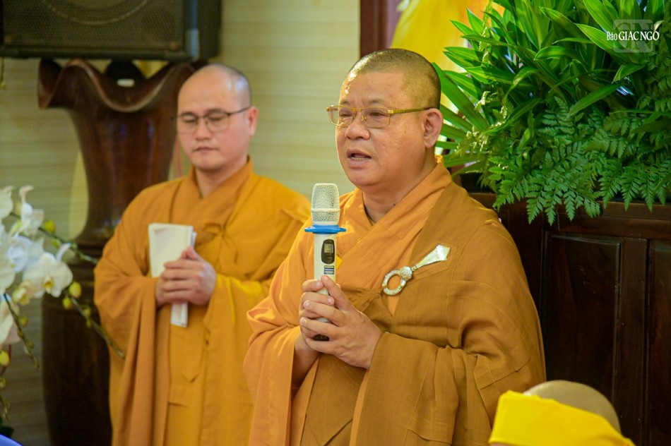 Thượng tọa Thích Minh Thanh phát biểu cảm tạ