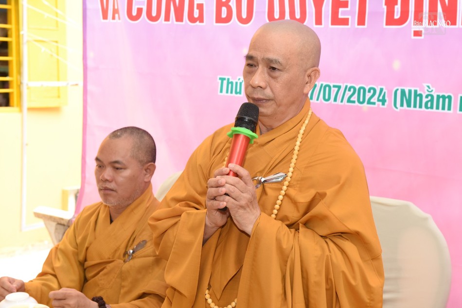 Thượng tọa Thích Tâm Chơn ban đạo từ