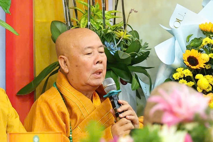 Hòa thượng Thích Giác Ngộ ban huấn từ