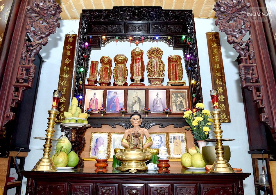 Hơn 100 năm trải qua các đời trụ trì như: Hòa thượng Phổ Đạt, Hòa thượng Chơn Niệm, Hòa thượng Như Đăng, Hòa thượng Bửu Hiền, Hòa thượng Minh Tâm và hiện nay là Trưởng lão Hòa thượng Thích Thiện Pháp