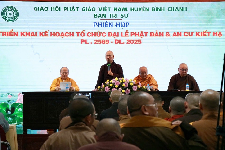 Hòa thượng Thích Huệ Minh phát biểu Hòa thượng Thích Huệ Minh phát biểu