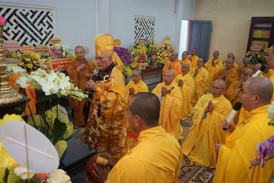 Khóa lễ cung tiến Giác linh