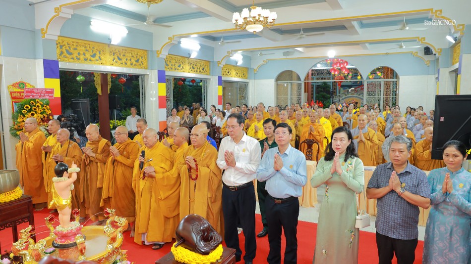 Nghi thức niệm Phật cầu gia hộ