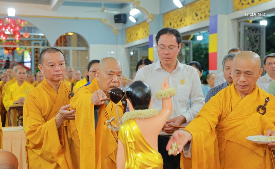 Nghi thức Tắm Phật