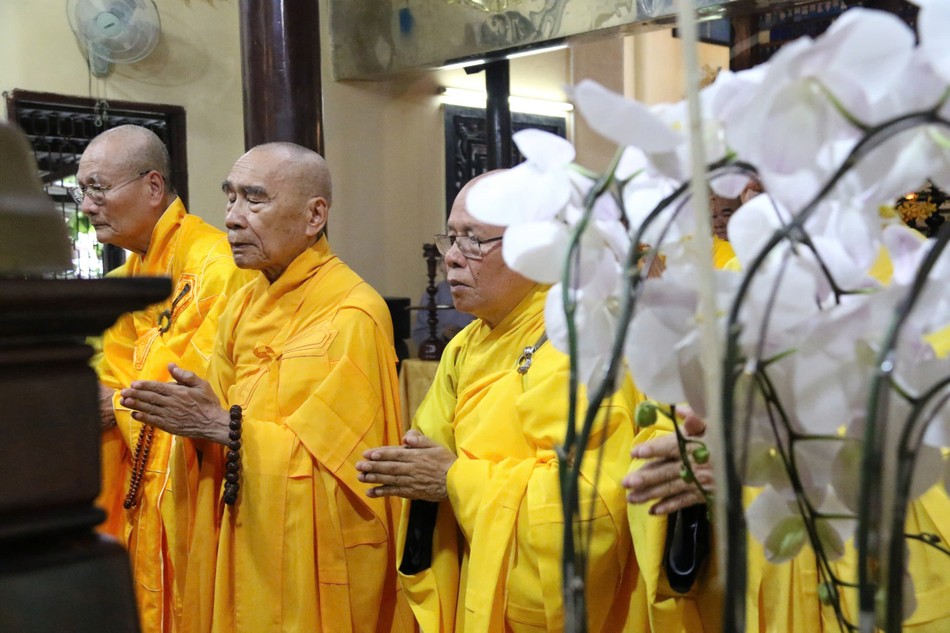 Nhất tâm cầu nguyện Nhất tâm cầu nguyện