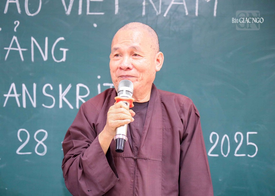 Hòa thượng Thích Nguyên Giác phát biểu mở đầu Hòa thượng Thích Nguyên Giác phát biểu mở đầu