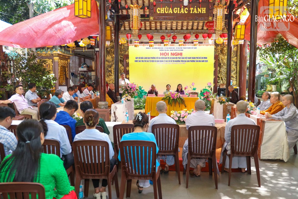 Quang cảnh hội nghị