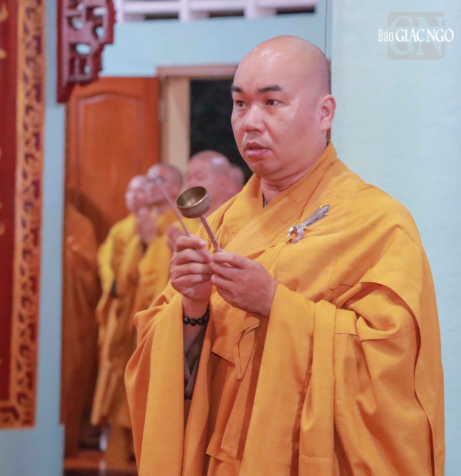 Đảnh lễ Tam bảo Đảnh lễ Tam bảo