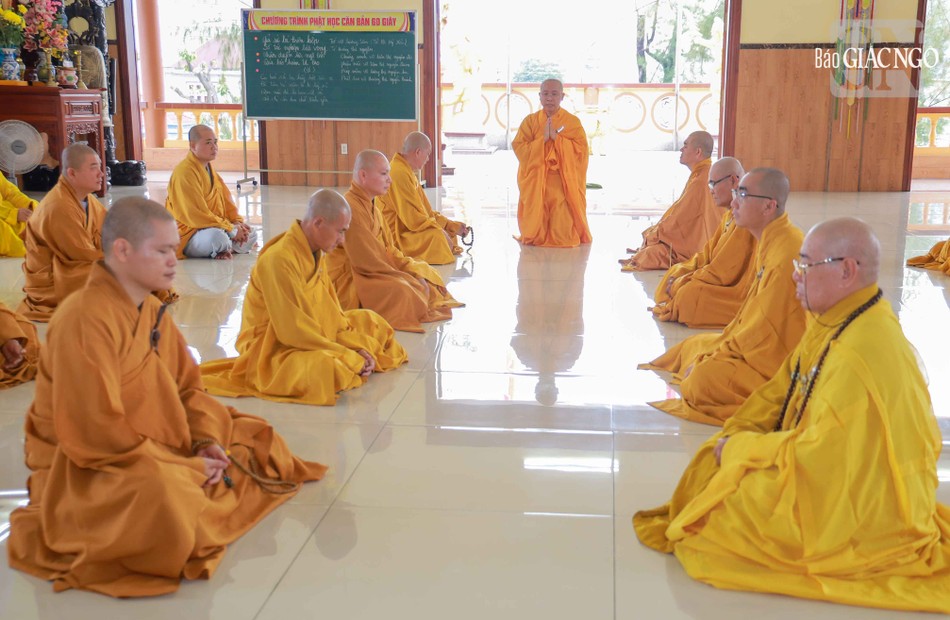 Đại đức Thích An Khánh báo cáo túc số Đại đức Thích An Khánh báo cáo túc số