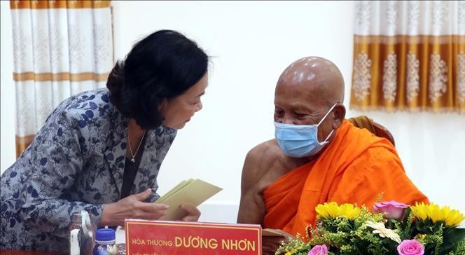 Trưởng ban Dân vận Trung ương Trương Thị Mai thăm Hội đoàn kết Sư sãi yêu nước Trưởng ban Dân vận Trung ương Trương Thị Mai thăm Hội đoàn kết Sư sãi yêu nước